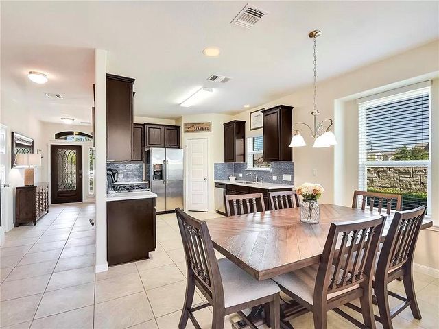 140 Moulins LN, Georgetown, TX 78626