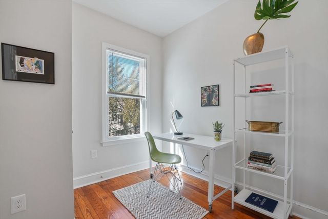 11 Tufts St 6, Cambridge, MA 02139
