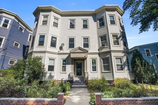 11 Tufts St 6, Cambridge, MA 02139