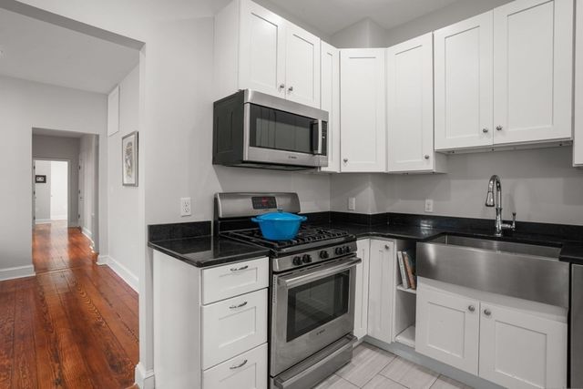 11 Tufts St 6, Cambridge, MA 02139