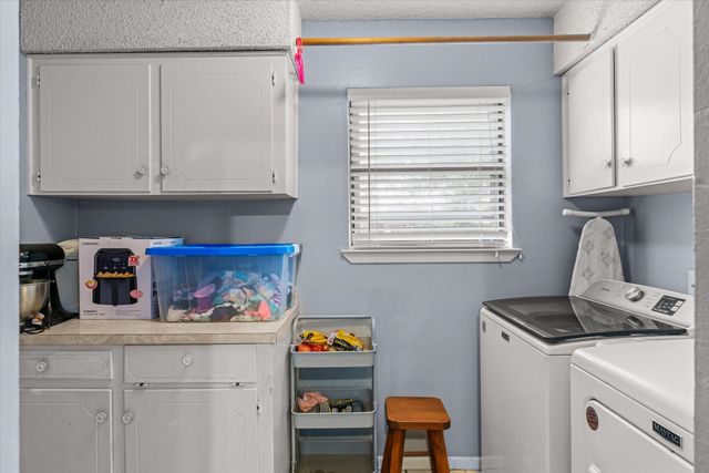 721 Water Crest Circle, Canton, TX 75103