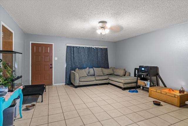 721 Water Crest Circle, Canton, TX 75103