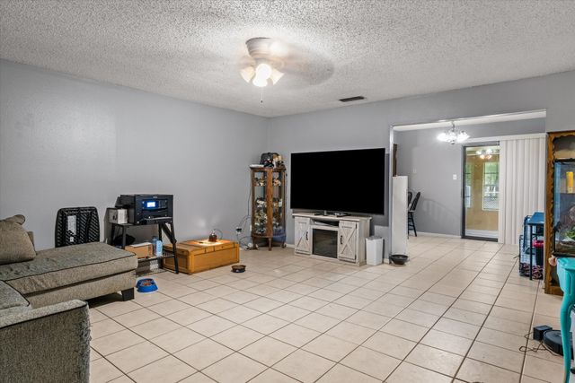 721 Water Crest Circle, Canton, TX 75103