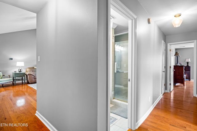 1213 N Wingate Way, Maryville, TN 37803