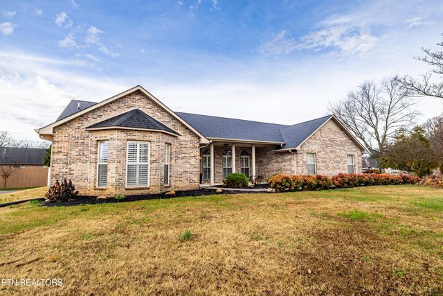 1213 N Wingate Way, Maryville, TN 37803