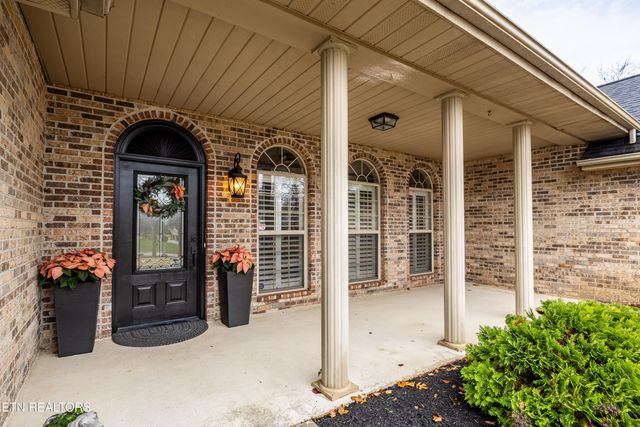 1213 N Wingate Way, Maryville, TN 37803