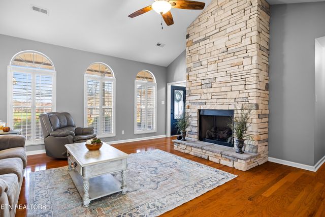 1213 N Wingate Way, Maryville, TN 37803