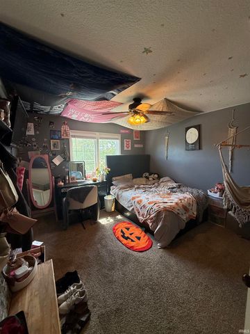 802 BELLINGHAM Drive, Huntington, IN 46750