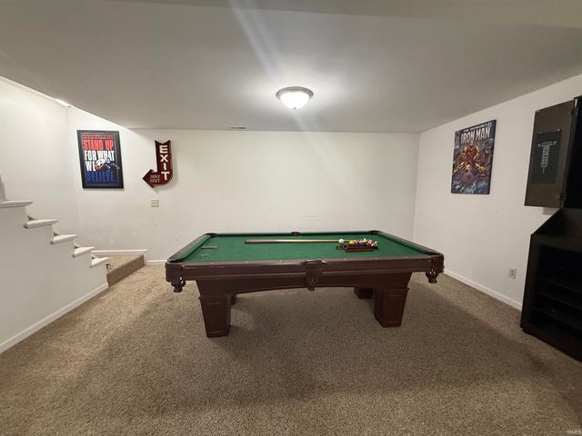 802 BELLINGHAM Drive, Huntington, IN 46750