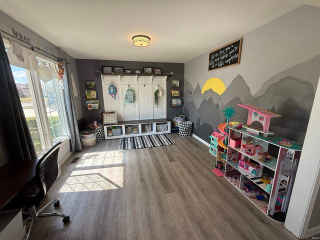 802 BELLINGHAM Drive, Huntington, IN 46750