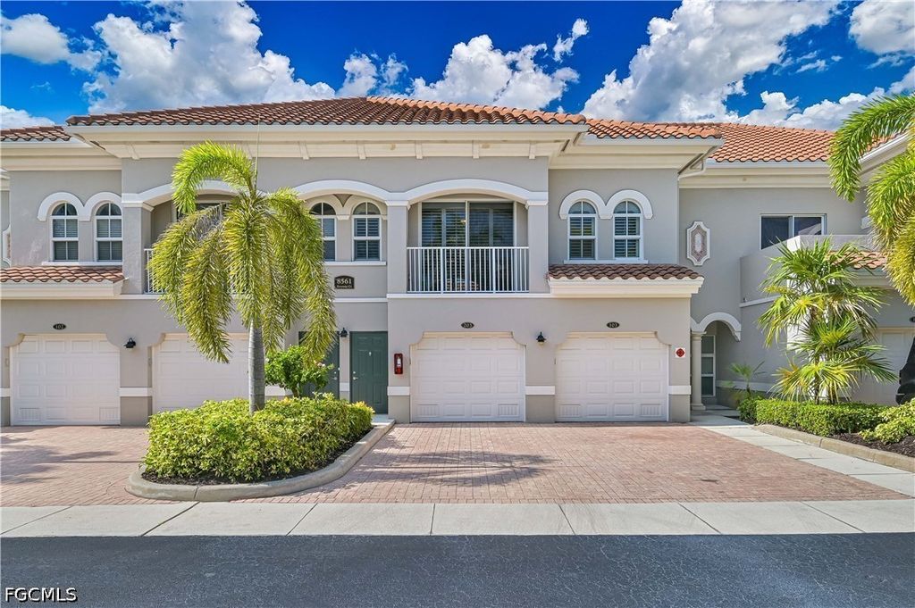 8561 Evernia CT 203, Estero, FL 34135