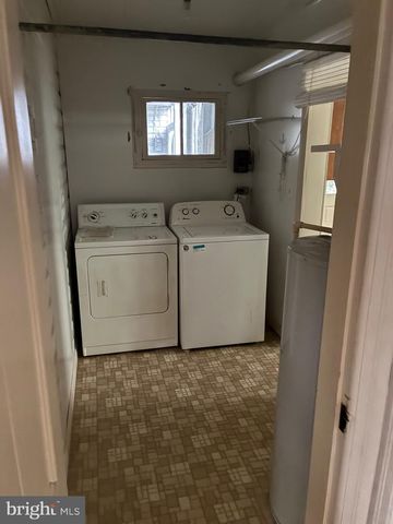 7 OLD PROSPECT AVE, Shepherdstown, WV 25443