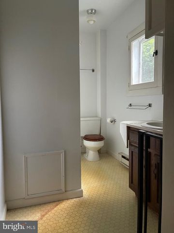 7 OLD PROSPECT AVE, Shepherdstown, WV 25443
