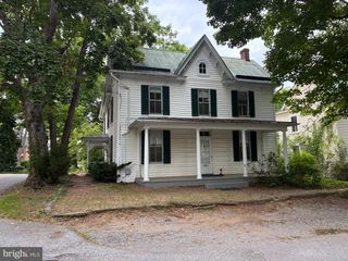 7 OLD PROSPECT AVE, Shepherdstown, WV 25443