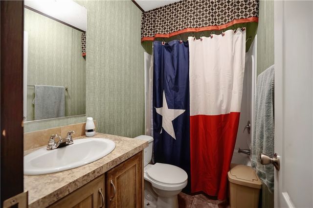 1045 Lakeview Drive, Somerville, TX 77879