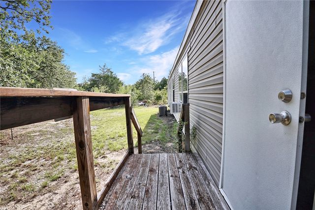 1045 Lakeview Drive, Somerville, TX 77879