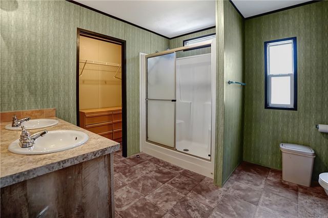 1045 Lakeview Drive, Somerville, TX 77879
