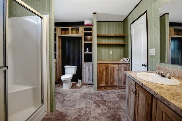 1045 Lakeview Drive, Somerville, TX 77879