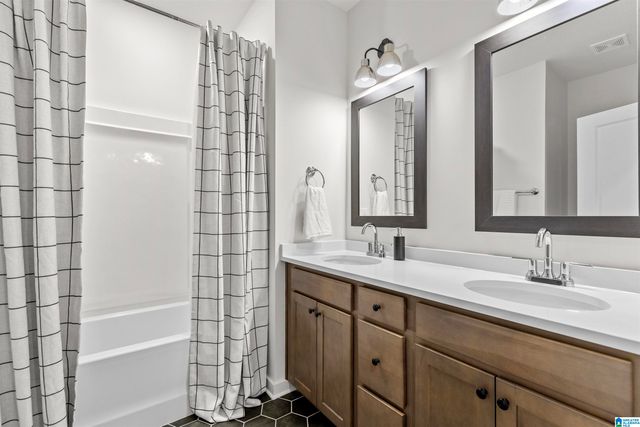 1065 CLIFTON ROAD, Hoover, AL 35244