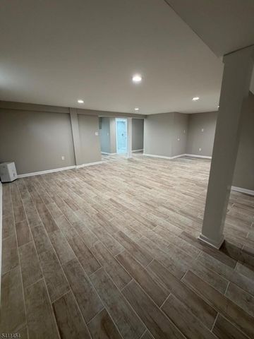 22 Washington St, Clark Twp., NJ 07066