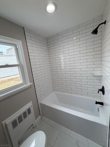 22 Washington St, Clark Twp., NJ 07066