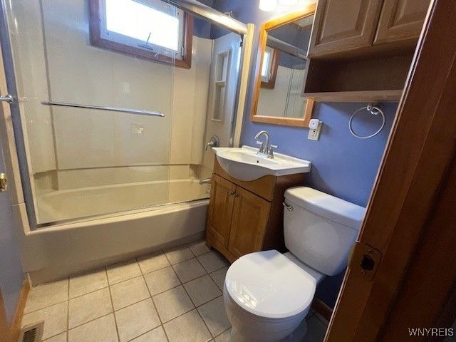 52 Clark Street, Tonawanda, NY 14150