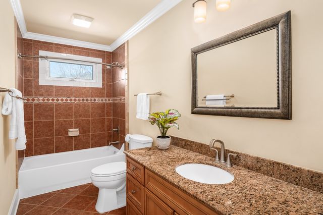 1416 Station 4 Ln, Old Hickory, TN 37138