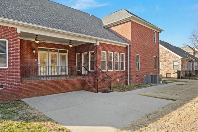 1416 Station 4 Ln, Old Hickory, TN 37138