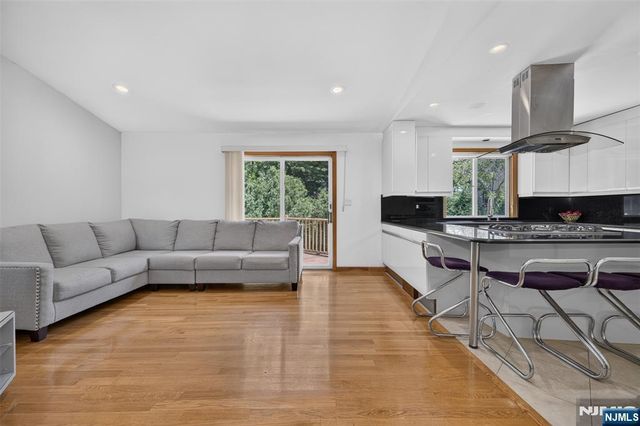 18-05 Saddle River Road, Fair Lawn, NJ 07410