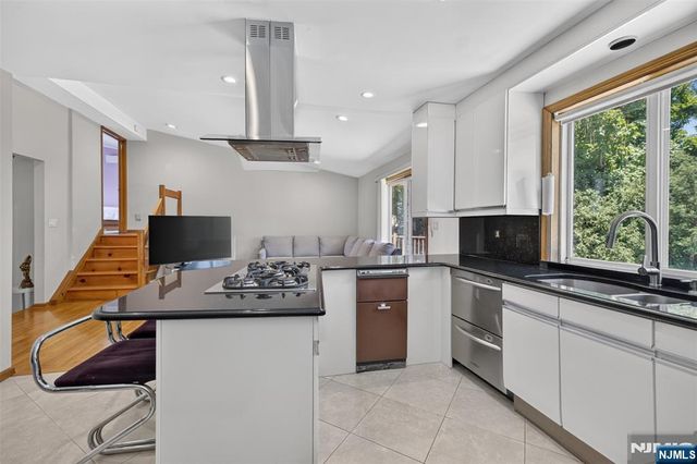 18-05 Saddle River Road, Fair Lawn, NJ 07410