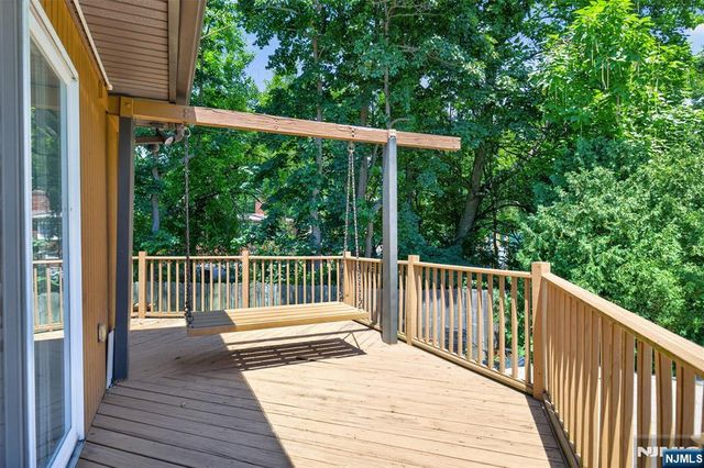 18-05 Saddle River Road, Fair Lawn, NJ 07410