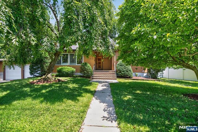 18-05 Saddle River Road, Fair Lawn, NJ 07410