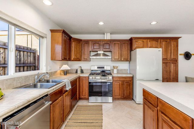 6091 Vera Street, Simi Valley, CA 93063