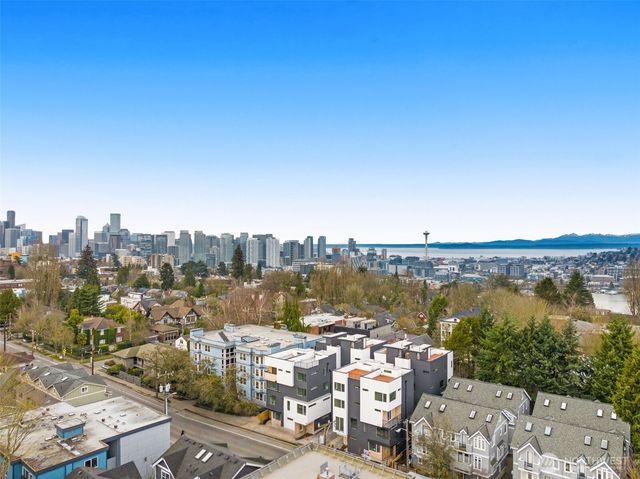 1127 B 10th Avenue E, Seattle, WA 98102