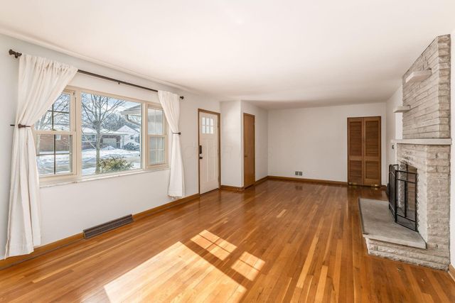 724 Drummond Court, Columbus, OH 43214