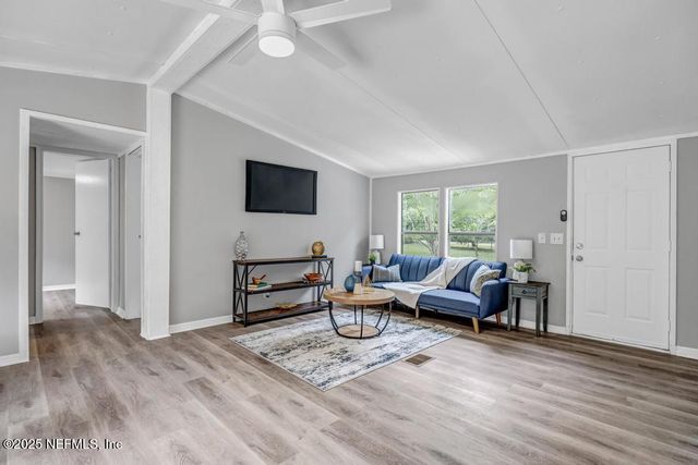 4526 MAGNOLIA Avenue, Middleburg, FL 32068
