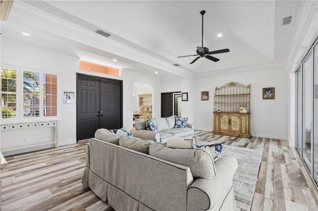 2202 Grove DR, Naples, FL 34120