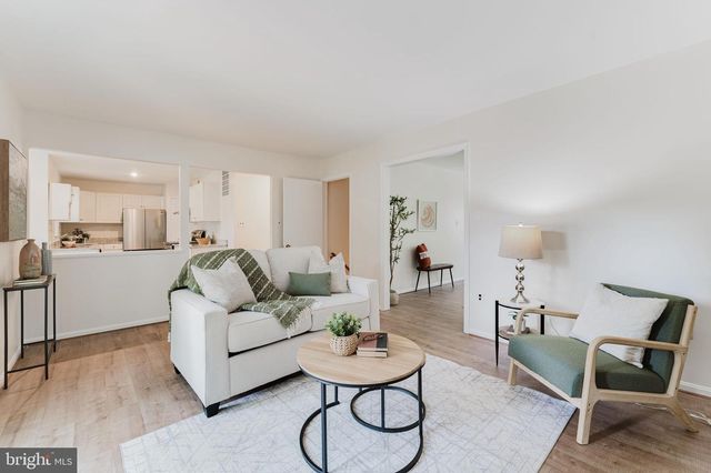 9103 BRAMBLE PL, Annandale, VA 22003