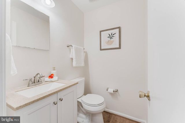 9103 BRAMBLE PL, Annandale, VA 22003
