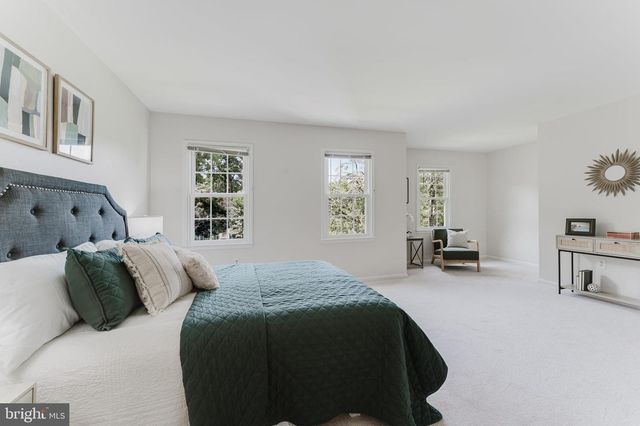 9103 BRAMBLE PL, Annandale, VA 22003
