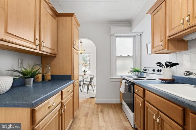 540 COUNTRY CLUB LN, Havertown, PA 19083