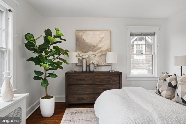 540 COUNTRY CLUB LN, Havertown, PA 19083