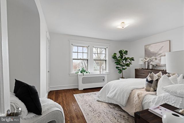 540 COUNTRY CLUB LN, Havertown, PA 19083