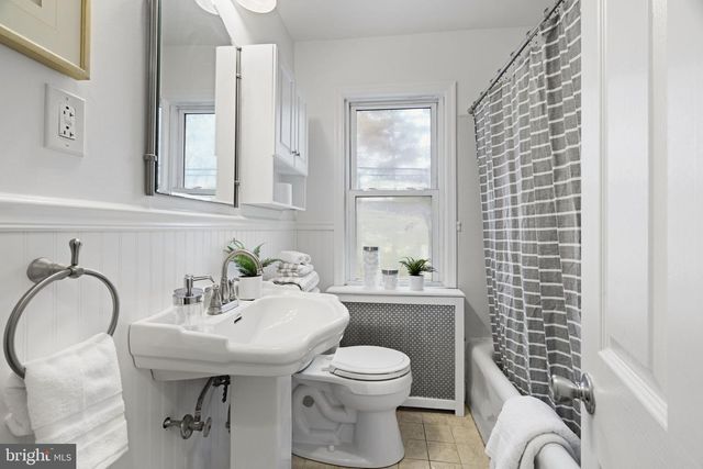 540 COUNTRY CLUB LN, Havertown, PA 19083