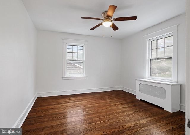 540 COUNTRY CLUB LN, Havertown, PA 19083