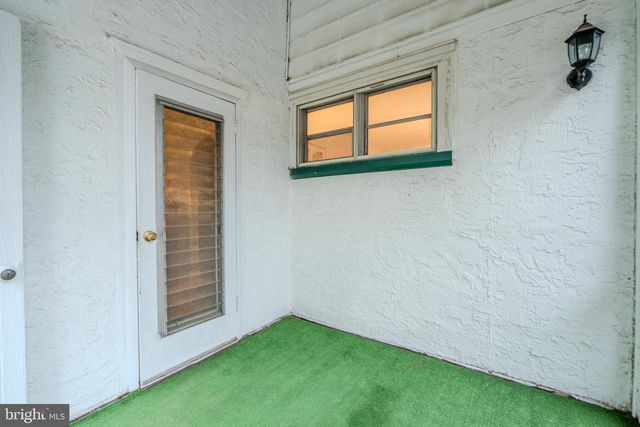 540 COUNTRY CLUB LN, Havertown, PA 19083