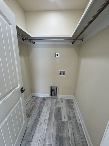 1911 Hermosa St, Nashville, TN 37208