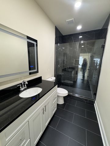 1911 Hermosa St, Nashville, TN 37208