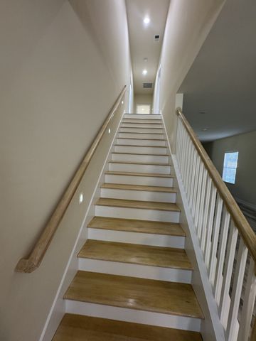 1911 Hermosa St, Nashville, TN 37208