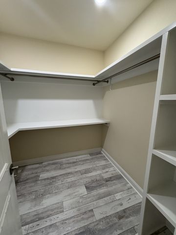 1911 Hermosa St, Nashville, TN 37208